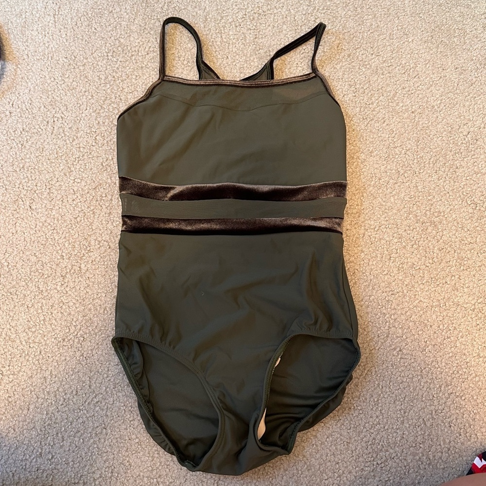 Eleve Bethany Leotard Size Small